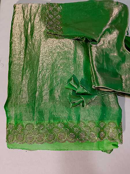 J453: Ready To Ship Beautiful Saree With Stitched Blouse J453: Ready To Ship Beautiful Saree With Stitched Blouse