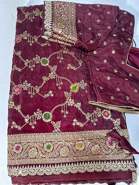 J438: Ready To Ship Beautiful Pure Munga Crepe Saree With All Over Sequnce Work With Stitched Blouse J438: Ready To Ship Beautiful Pure Munga Crepe Saree With All Over Sequnce Work With Stitched Blouse