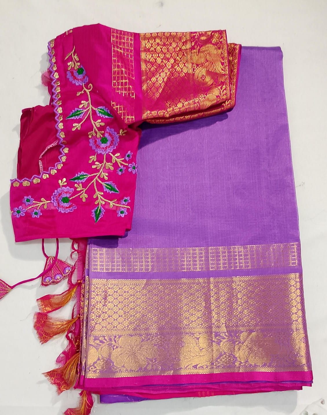 N181: Ready To Ship Beautiful Saree With Stitched Blouse