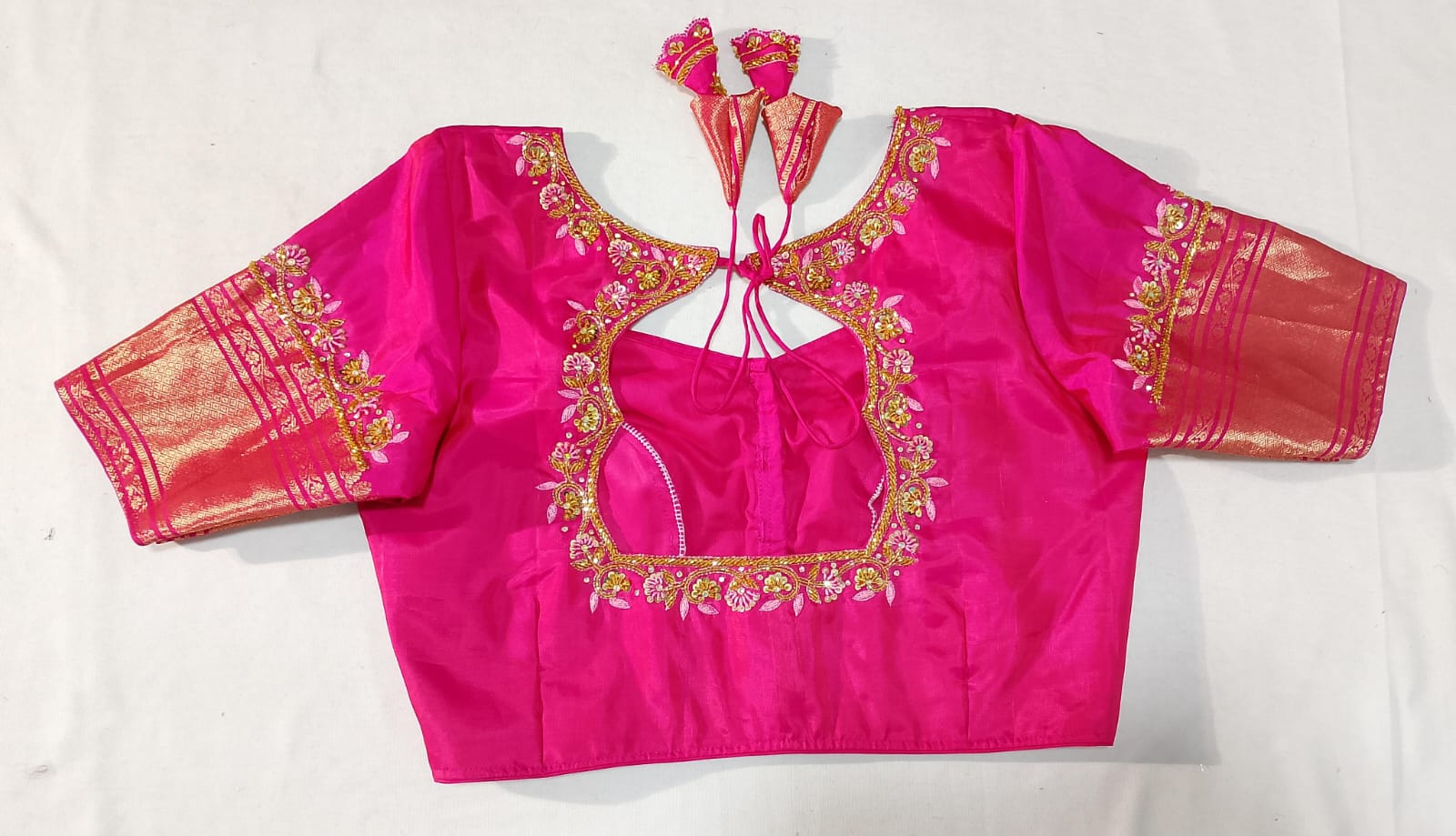 N32: Ready To Ship Beautiful Pure Kanchipattu Saree With Stitched Maggam Work Blouse