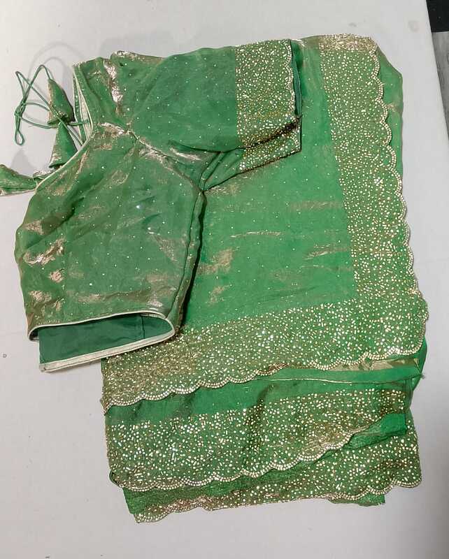 J133: Ready To Ship Beautiful Saree With Stitched Blouse J133: Ready To Ship Beautiful Saree With Stitched Blouse