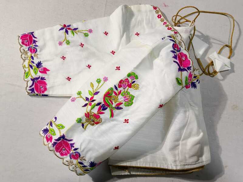 K0002: Ready To Ship Beautiful Work With Half White Blouse K0002: Ready To Ship Beautiful Work With Half White Blouse