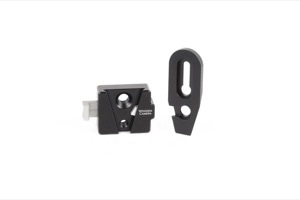 Wooden Camera Offset V-Lock Accessory Wedge & Base Station Kit (Screw Slot and ARRI Accessory Mount 3/8-16)