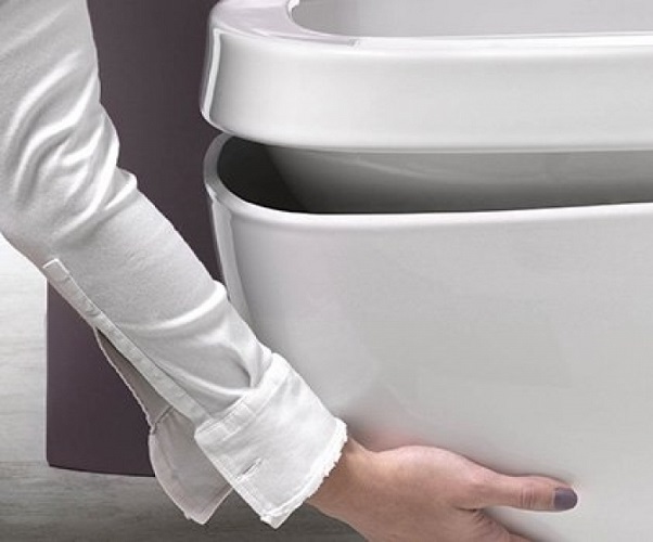 Vas WC SUSPENDAT HATRIA, ABITO, YXX601 CU CAPAC SOFT CLOSE,YXXF, INCLUS