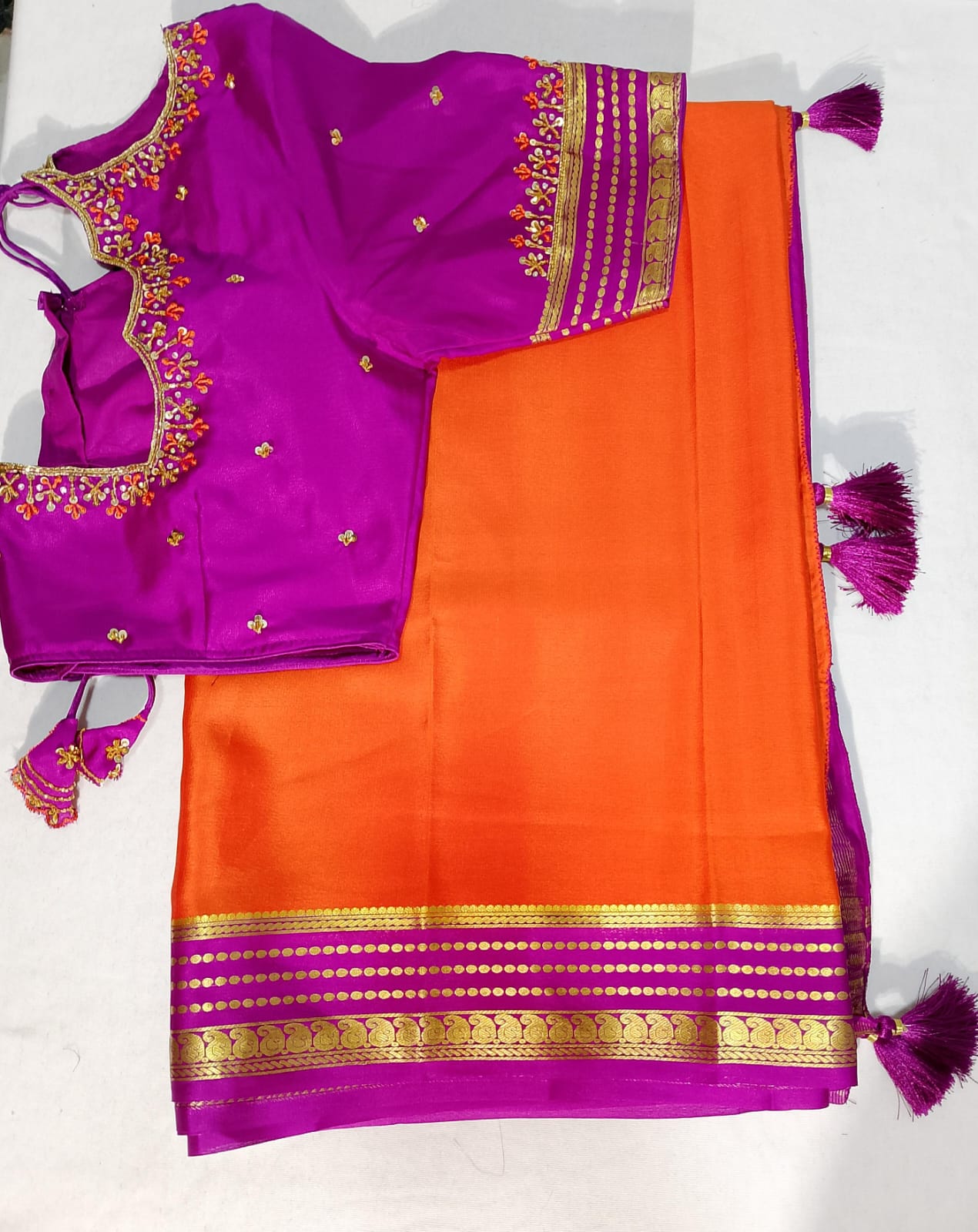 N36: Ready To Ship Beautiful Saree With Stitched Blouse N36: Ready To Ship Beautiful Saree With Stitched Blouse