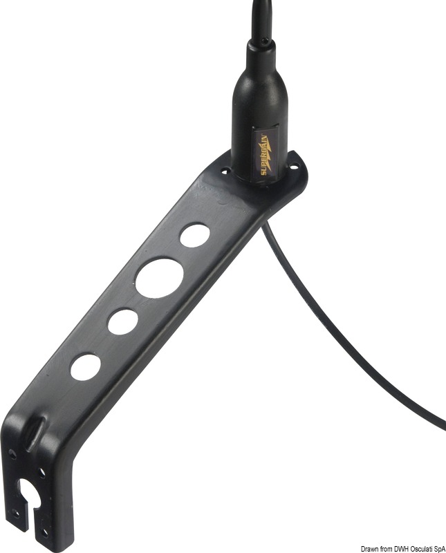 Glomex Black Swan VHF antenna