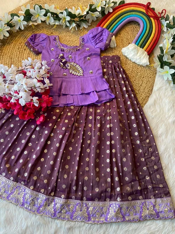 P700: Beautiful Banarasi Silk Lehanga Sets P700: Beautiful Banarasi Silk Lehanga Sets