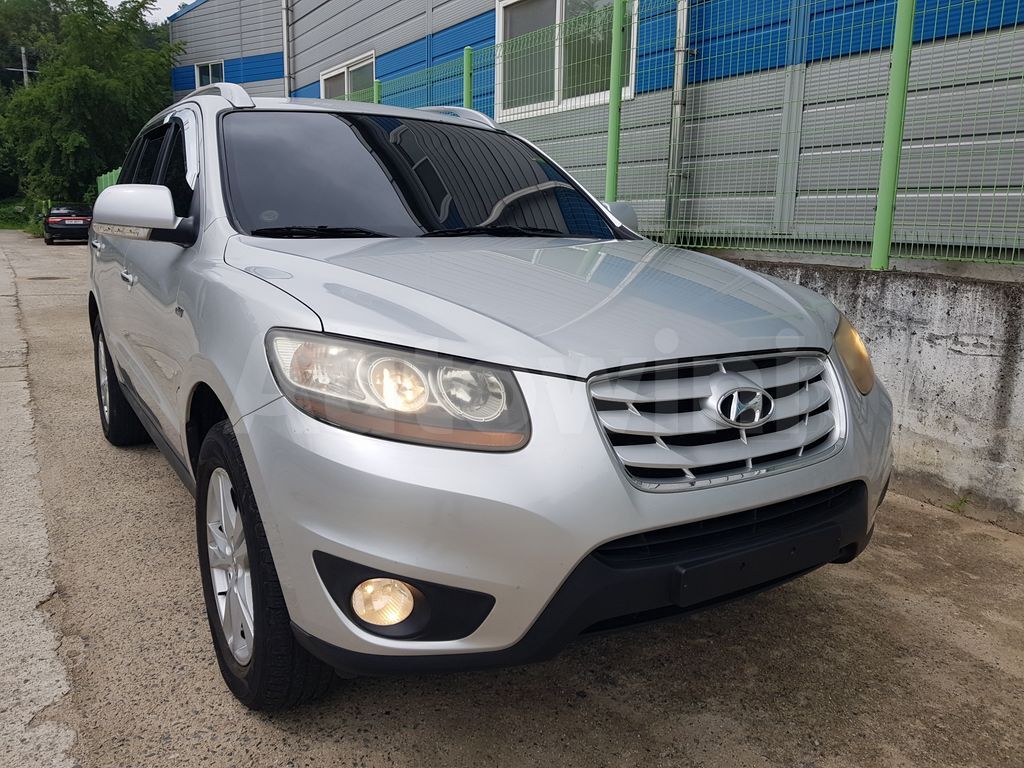 Hyundai Santa Fe 2010 ID: V529111