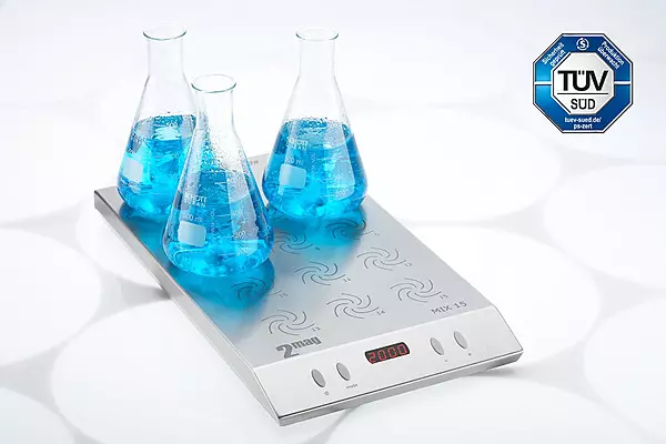 (MIX 15) Multiple Magnetic stirrers with internal controller