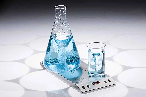 (MIX 8 XL) Multiple Magnetic stirrers with internal controller