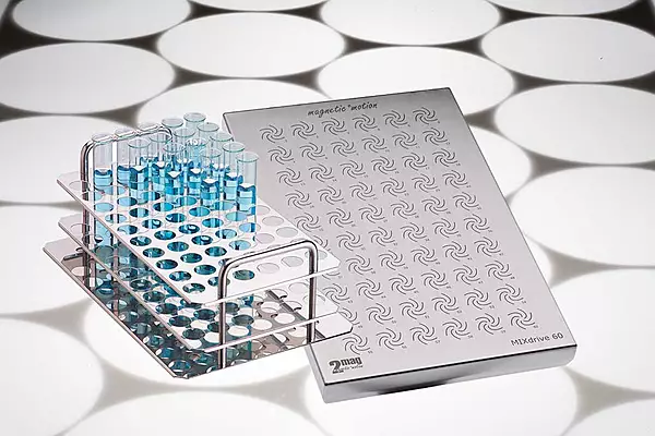 (MIXdrive 60) Multiple Magnetic stirrers with external control unit