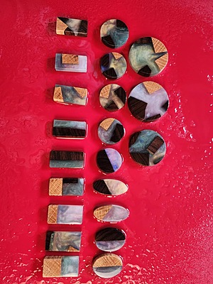 Pendentif en bois et époxy Pendentif en bois et époxy