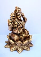 Laskshmi Devi on Lotus Brass Statue - 9 cm x 6 cm Laskshmi Devi on Lotus Brass Statue - 9 cm x 6 cm