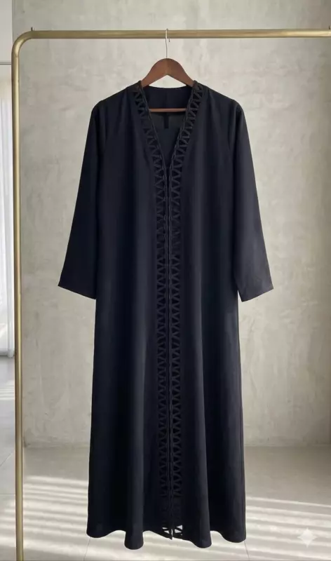 Black Knot Abaya