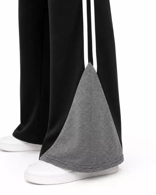 Wide-Leg Cotton Sweatpants