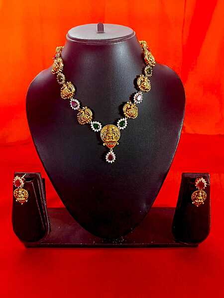 H2: Ready To Ship Beautiful Lakshmi Devi Necklace Set