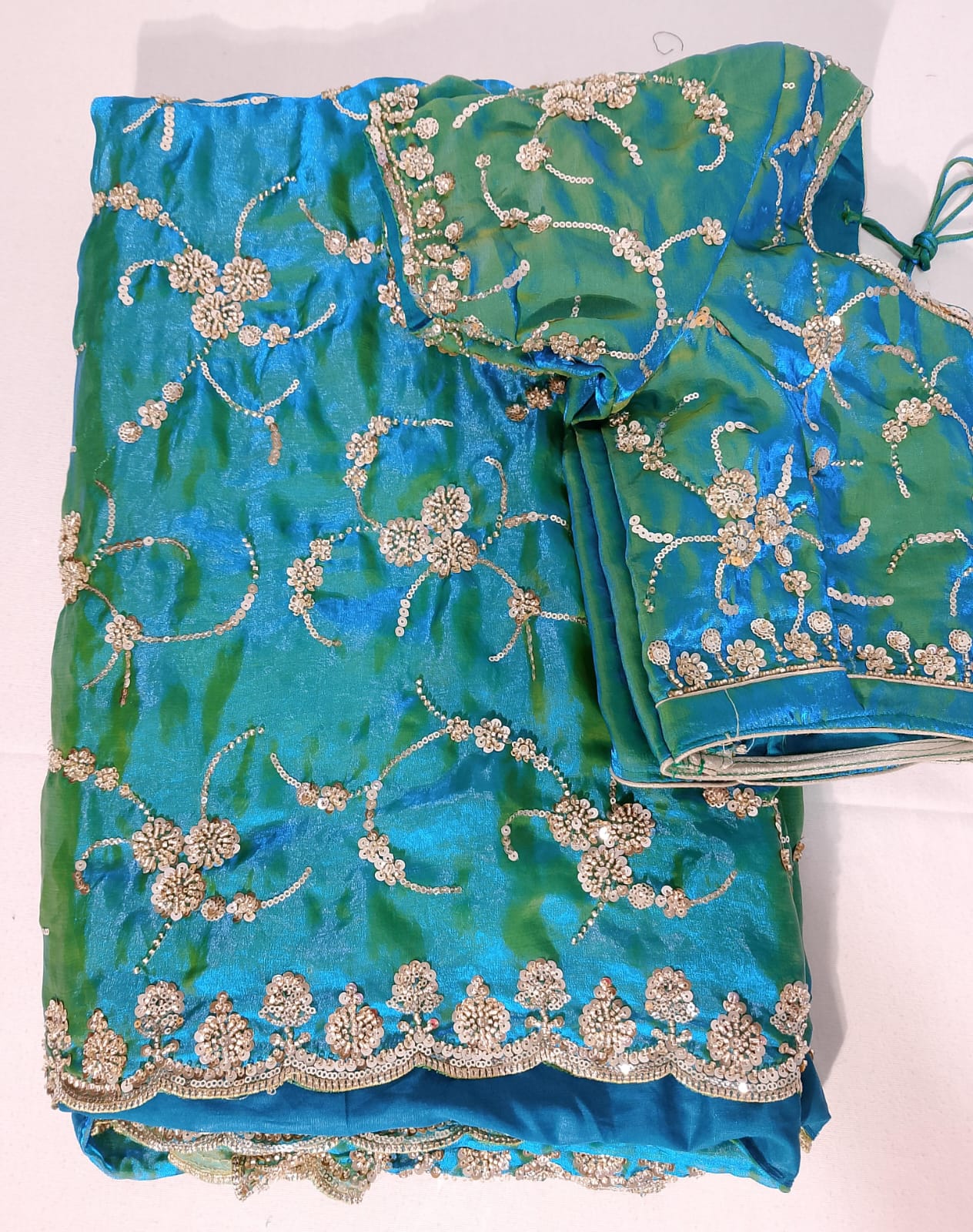 N233: Ready To Ship Beautiful Saree With Stitched Blouse