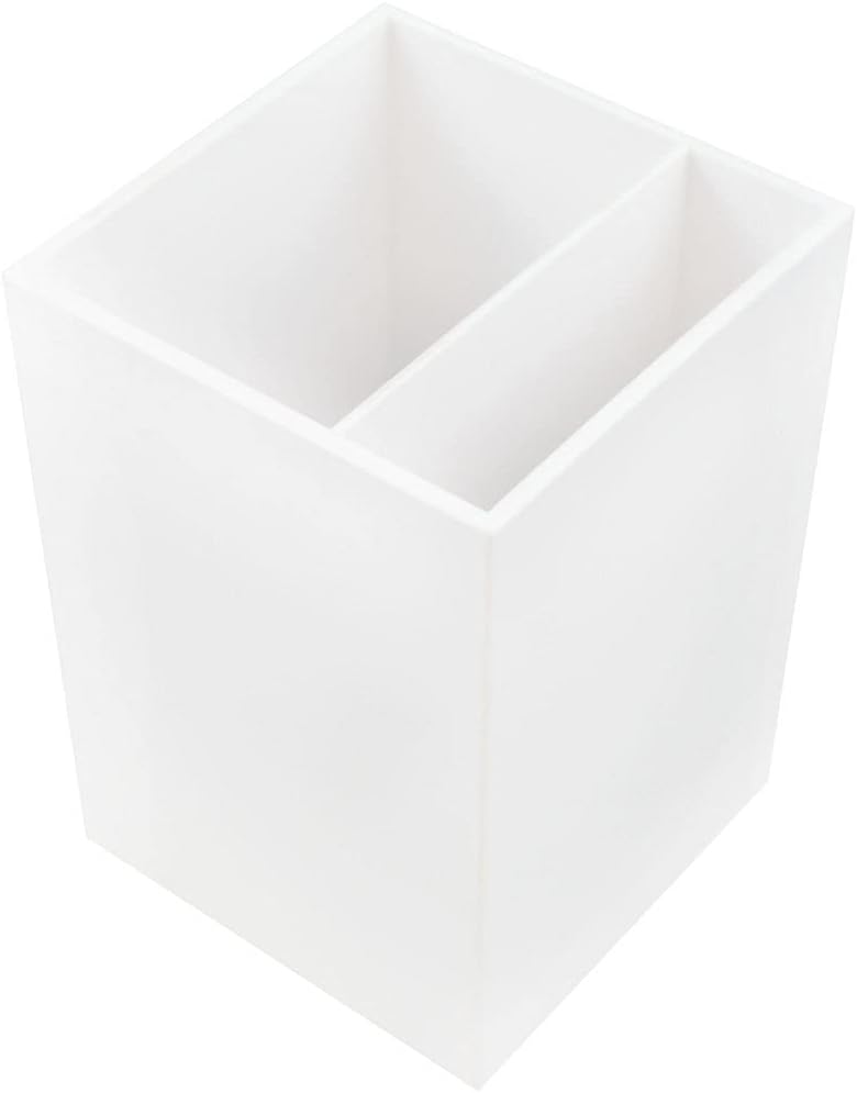 JAM PAPER Plastic Pen Holder - Desktop Pencil Cup