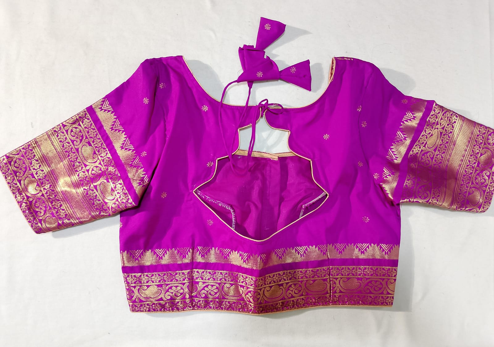 N51: Ready To Ship Beautiful Saree With Stitched Blouse N51: Ready To Ship Beautiful Saree With Stitched Blouse