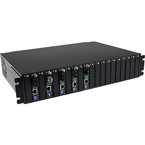 STARTECH.COM Gigabit Fiber Media Converter with Open SFP Slot