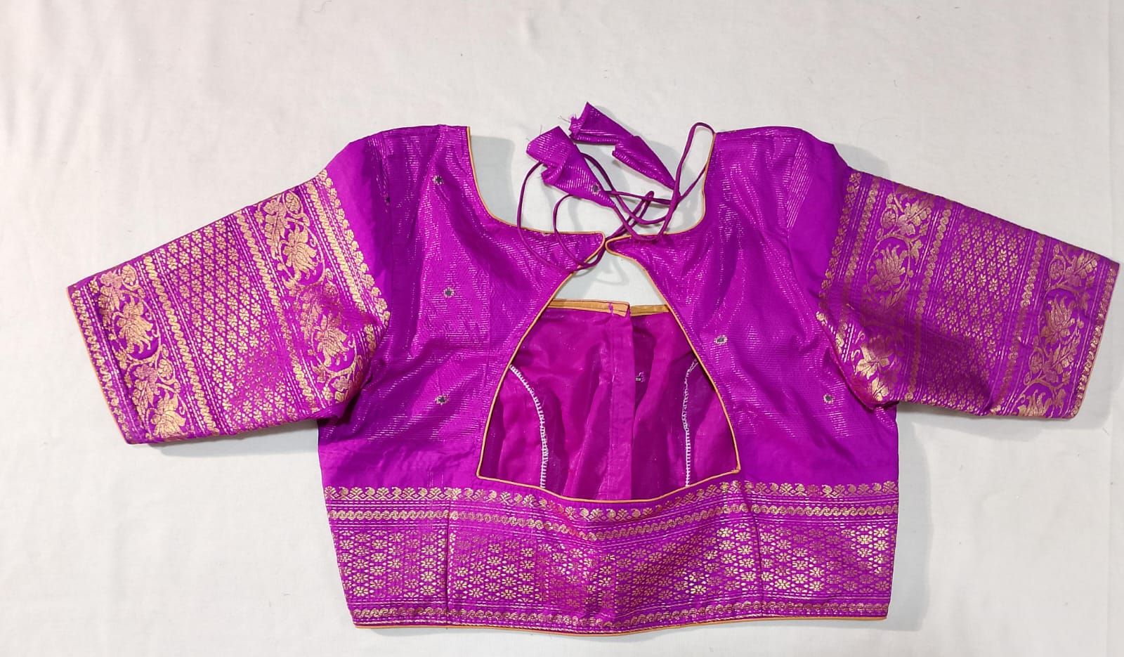 N54: Ready To Ship Beautiful Saree With Stitched Blouse N54: Ready To Ship Beautiful Saree With Stitched Blouse