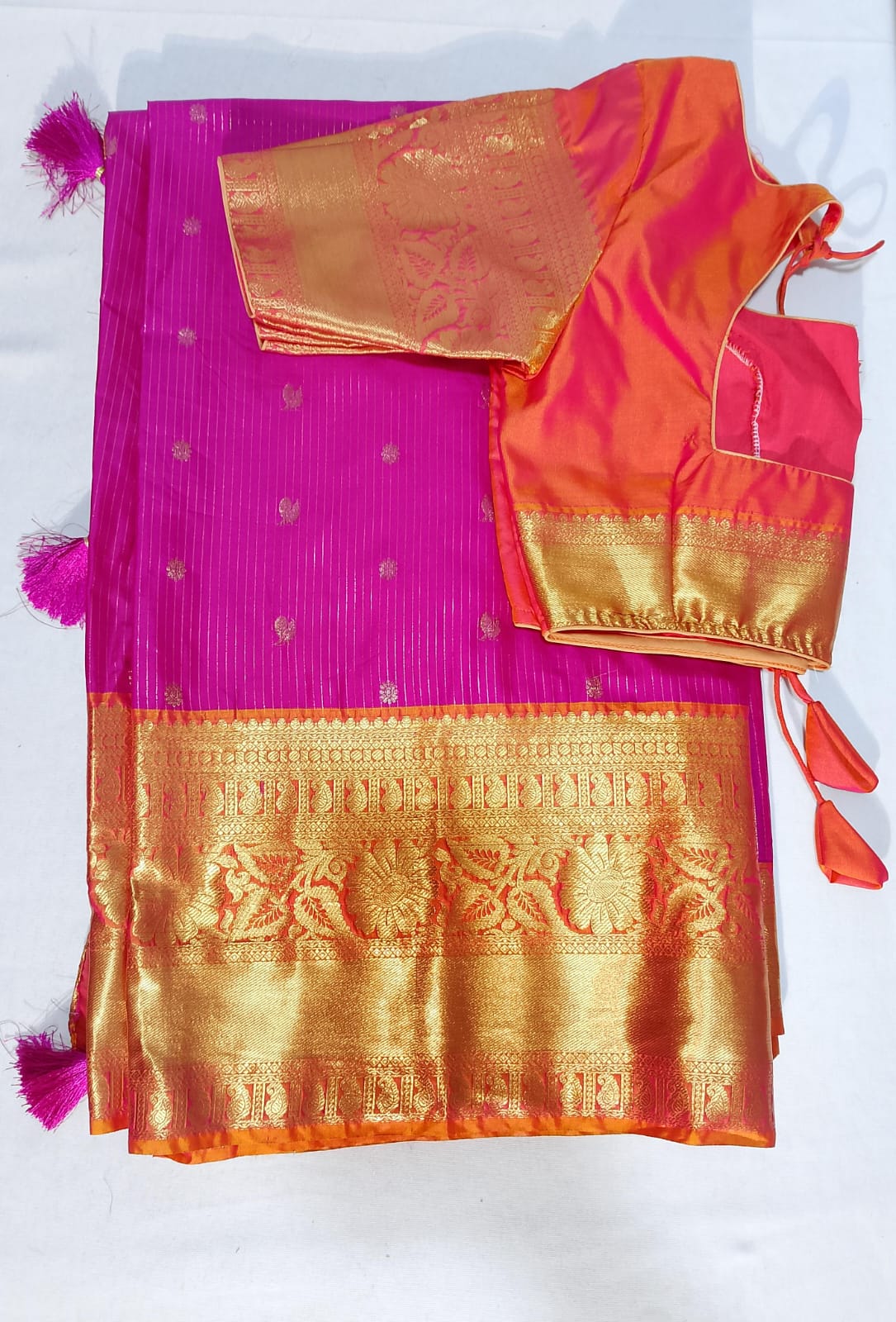 N57: Ready To Ship Beautiful Saree With Stitched Blouse