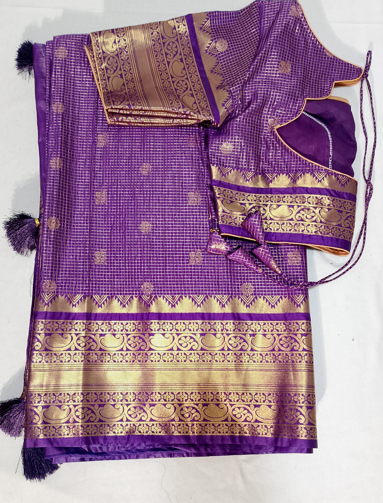 N65: Ready To Ship Beautiful Saree With Stitched Blouse