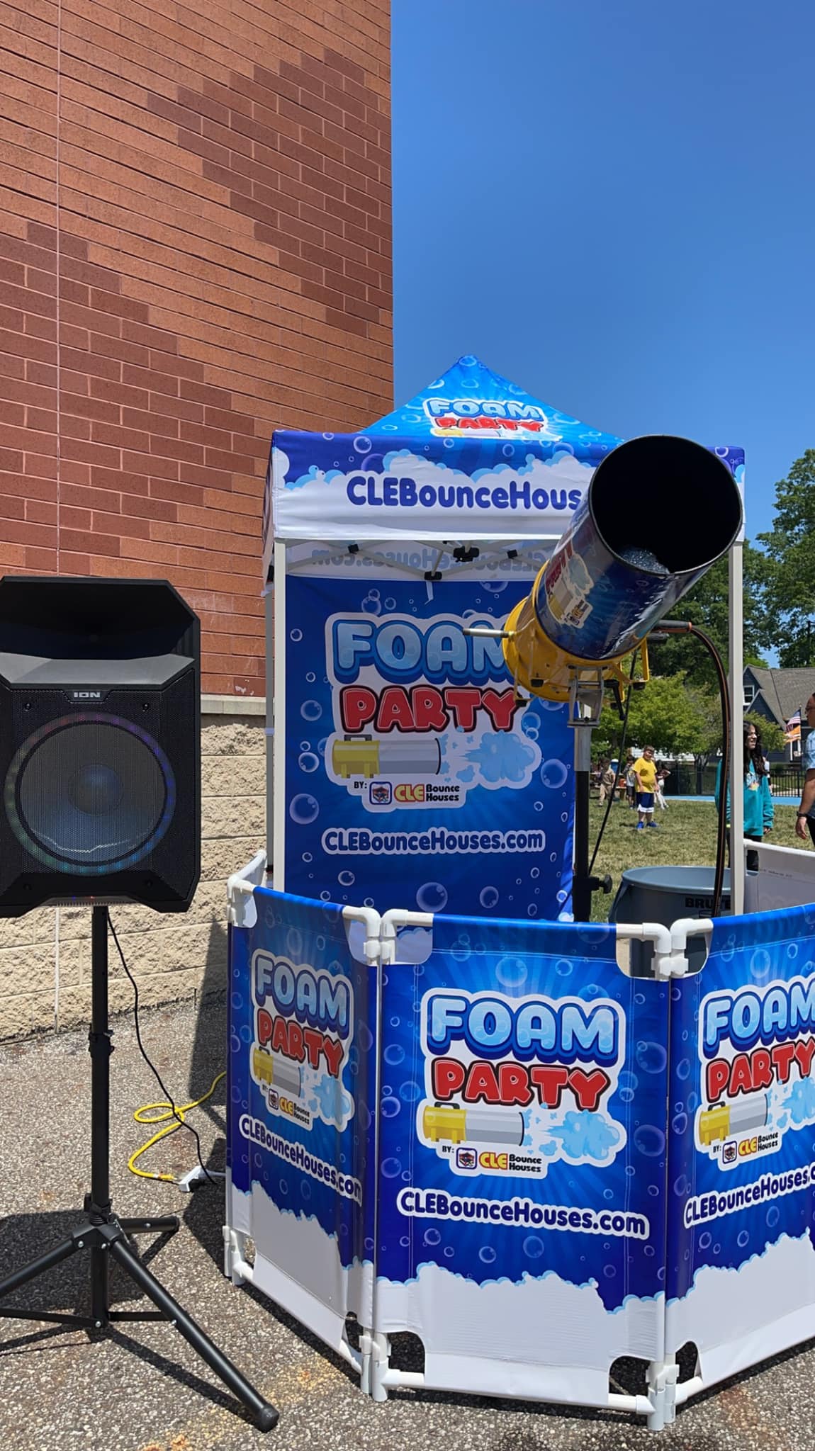 Foam Barricade Kit (Set of 3) Foam Barricade Kit (Set of 3)