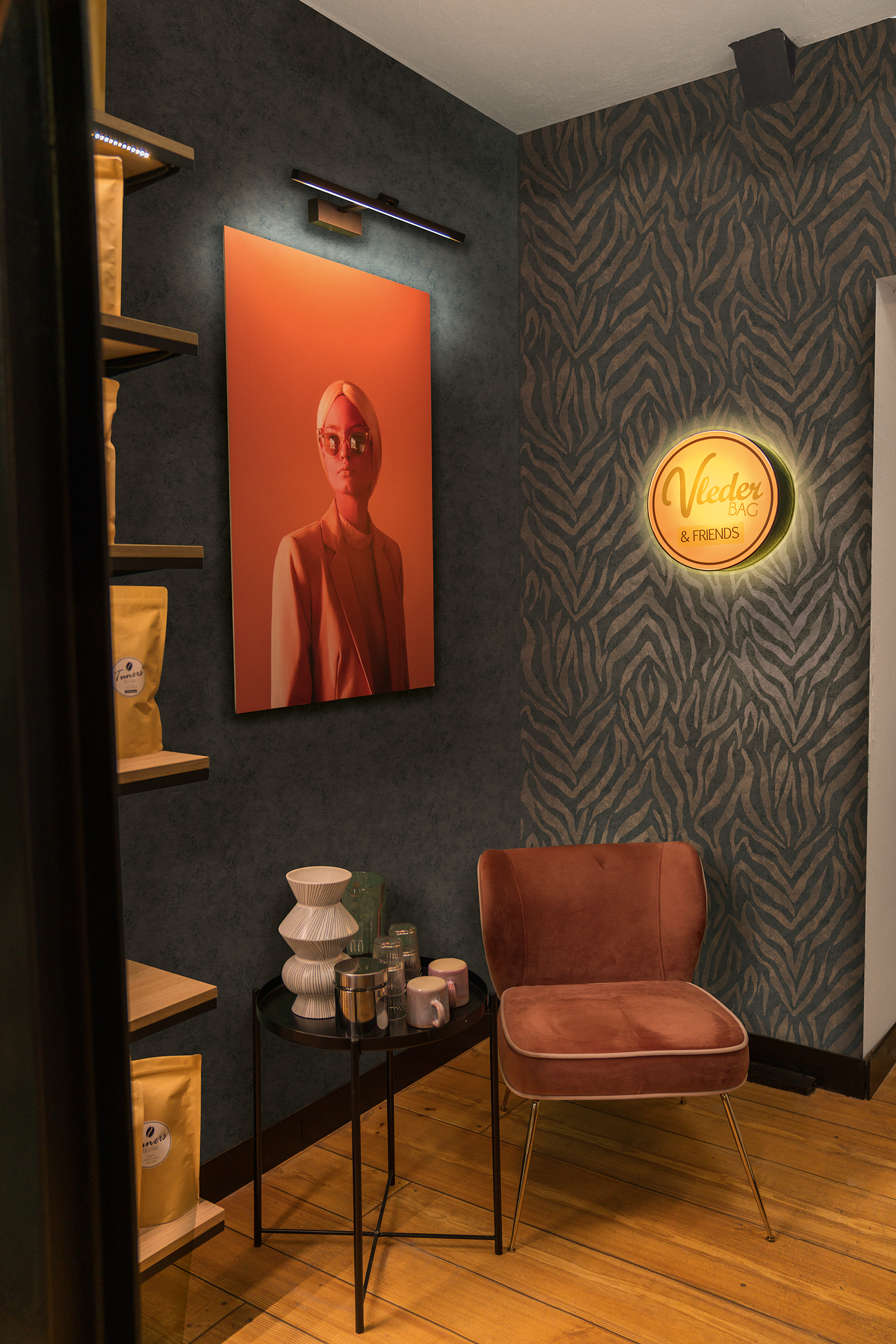 34827 Wallpaper Up to Date