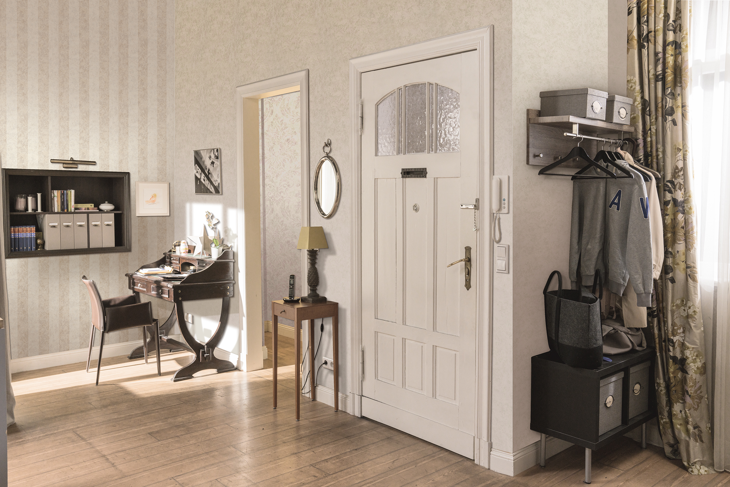 34823 Wallpaper Up to Date