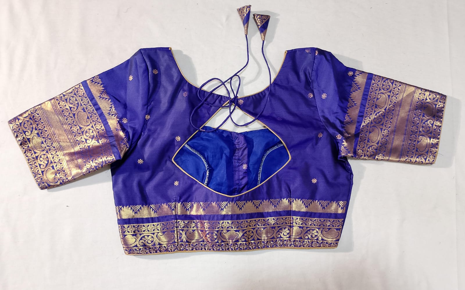 N64: Ready To Ship Beautiful Saree With Stitched Blouse