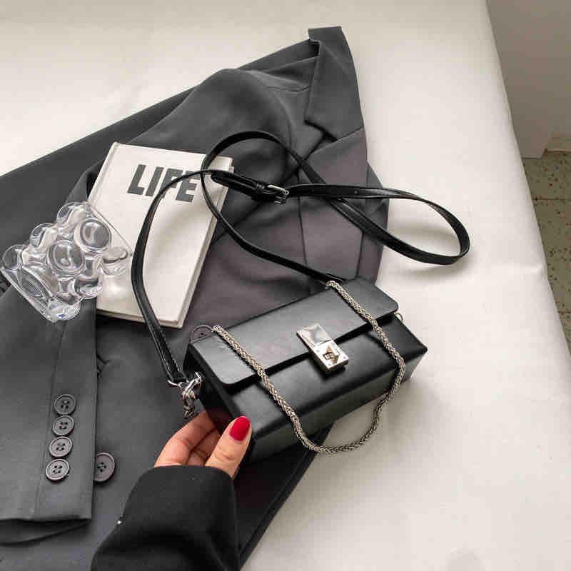 TEXTURED MINI SHOULDER BAG