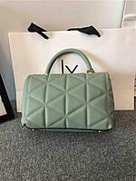 LYN RHOMBUS STICHING SHOULDER BAG