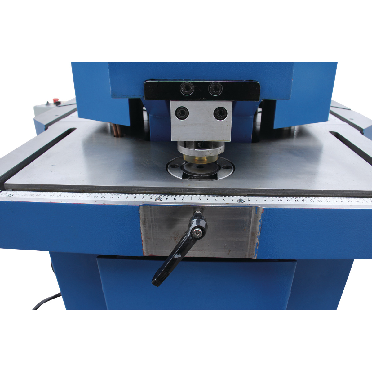 METALLKRAFT AKM 200-6 VP – Notching Machine With Punching Station