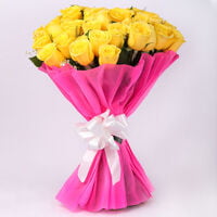 Elegant Yellow Roses Bunch
