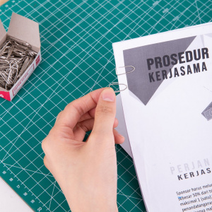 DELI E39719 METAL PAPER CLIPS 28MM 100s