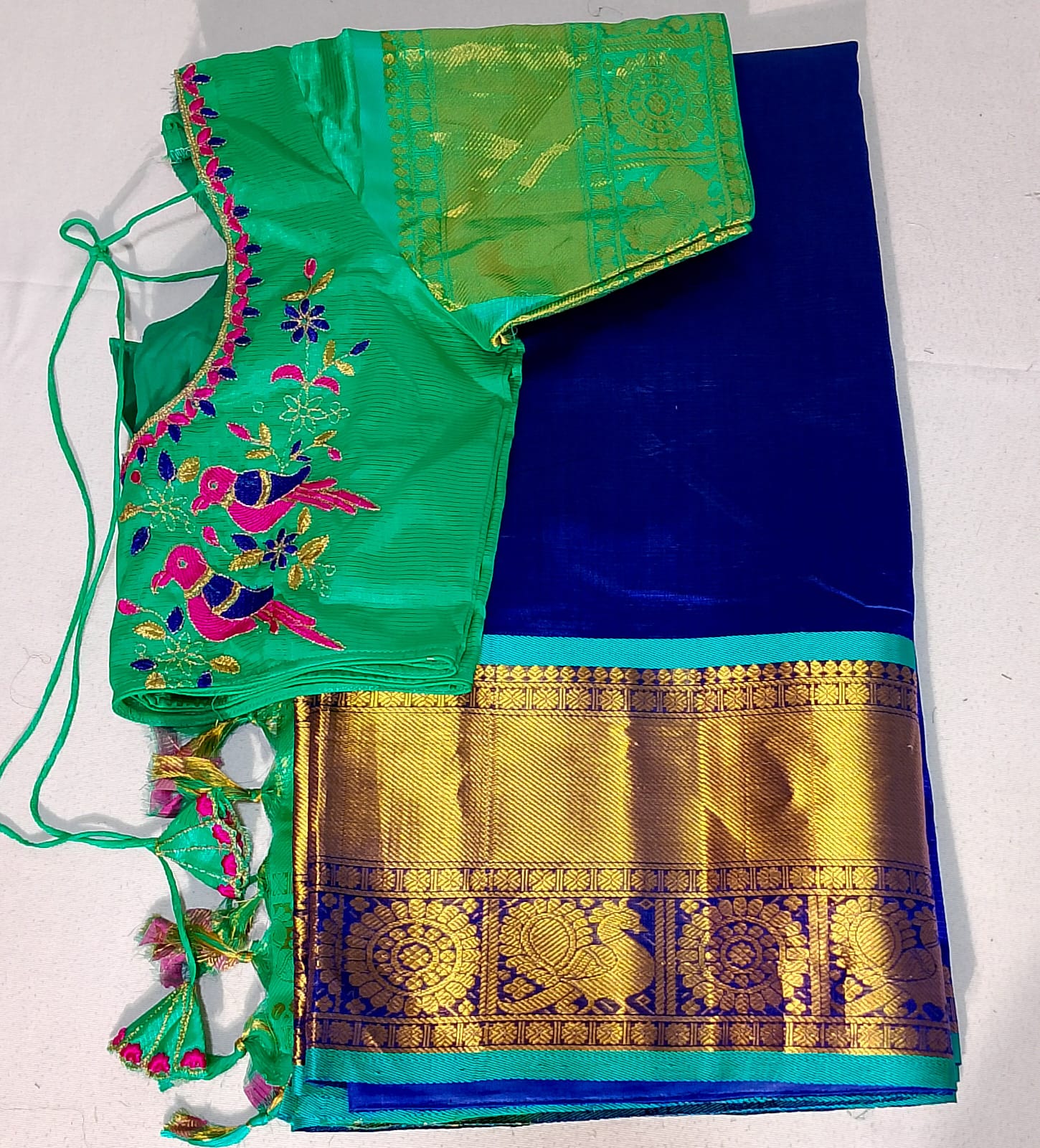 N537:Ready To Ship Beautiful Mangalagiri Saree With Stitched Embroidery Work Blouse