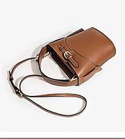 Z HAND BUCKET BAG DARK BROWN