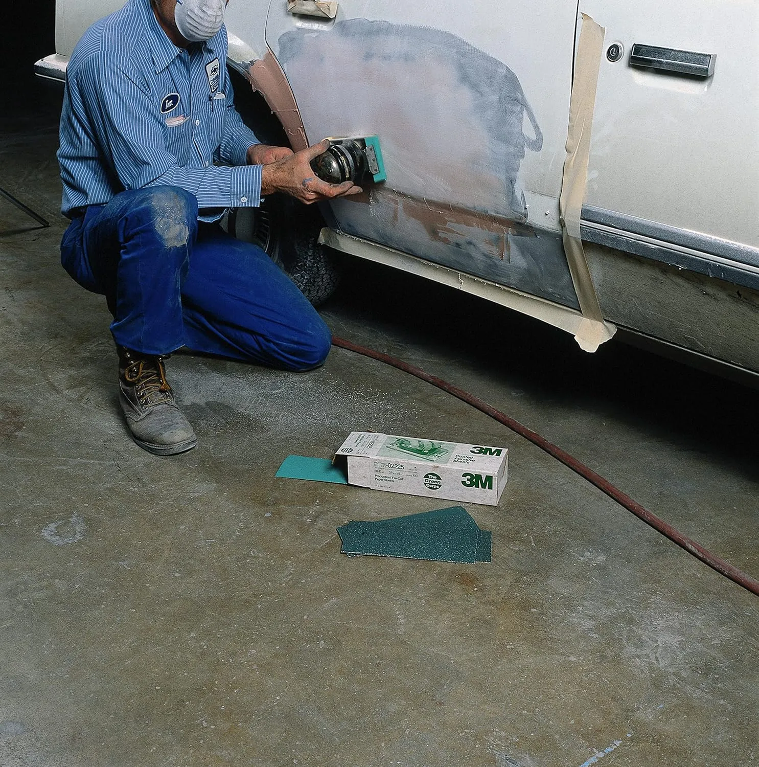 3M Green Corps Hookit Sheet, 00542, 40, 2-3/4 in x 16-1/2 in, 50 sheets per carton 40+ Grit 2-3/4" x 16 1/2"