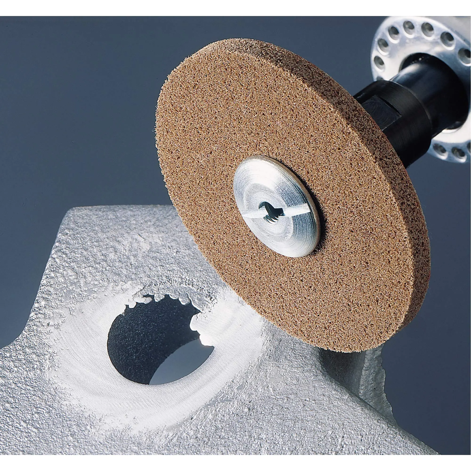Scotch-Brite™ EXL Unitized Deburring Wheels - 3m s/b 3x1/4x3/8 2a048011-16054