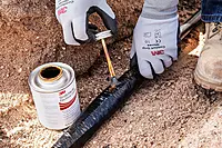 3M Scotchkote Electrical Coating FD, Fast-Drying Liquid, Flexible Sealant and Bonding Agent, Self-Contained Applicator