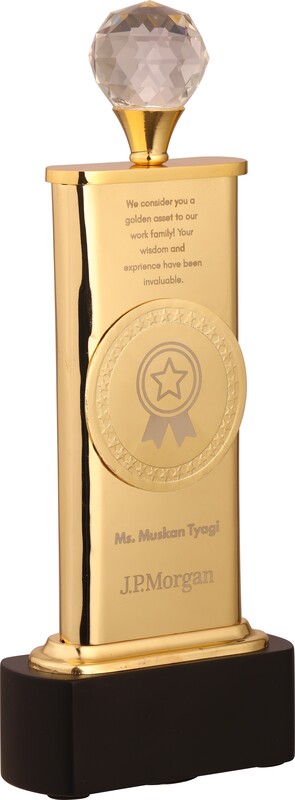 J P MORGAN STATUES TROPHY