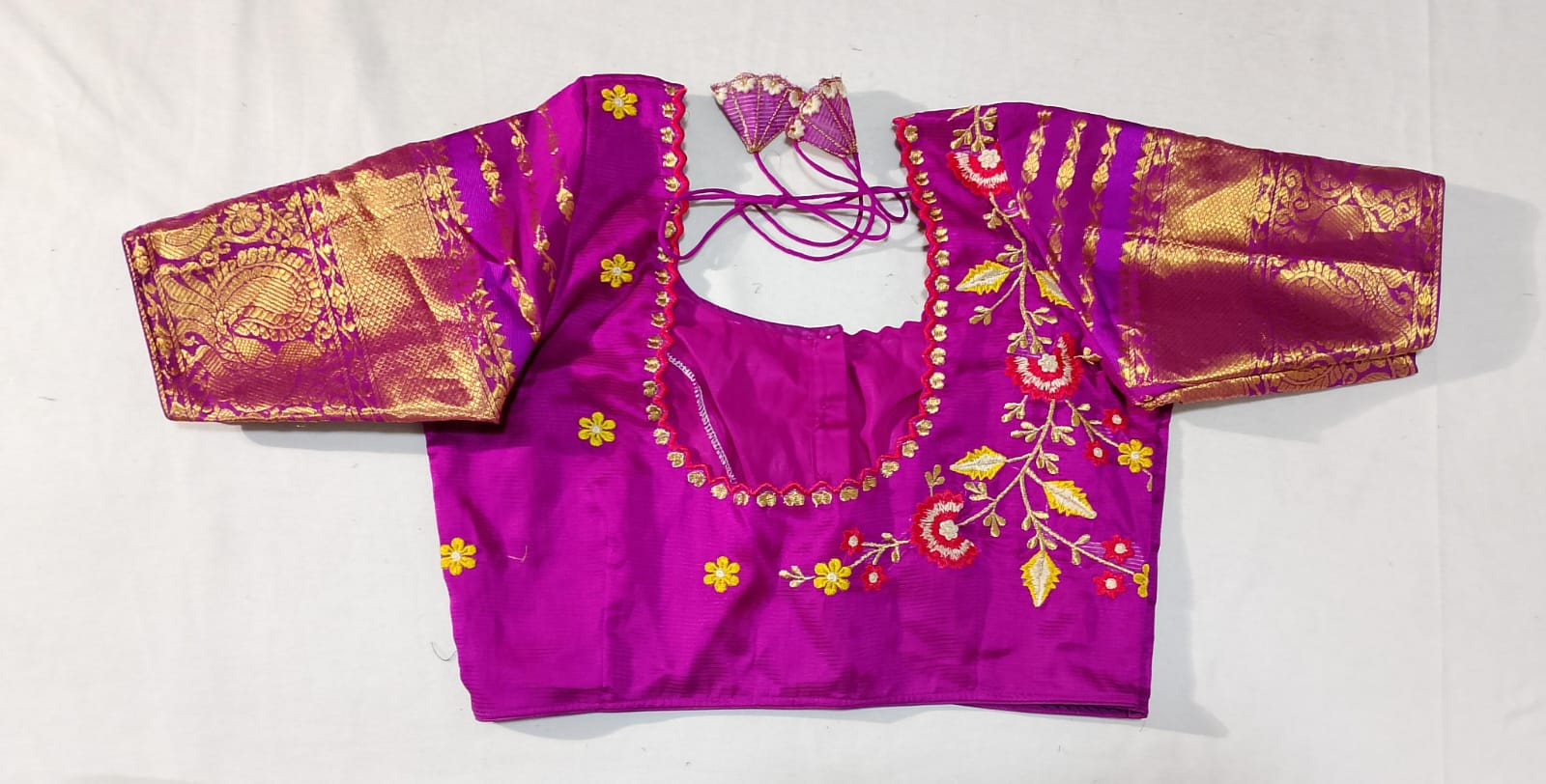 N46: Ready To Ship Beautiful Mangalagiri Kuppadam Saree With Stitched Embriodery Work Blouse N46: Ready To Ship Beautiful Mangalagiri Kuppadam Saree With Stitched Embriodery Work Blouse