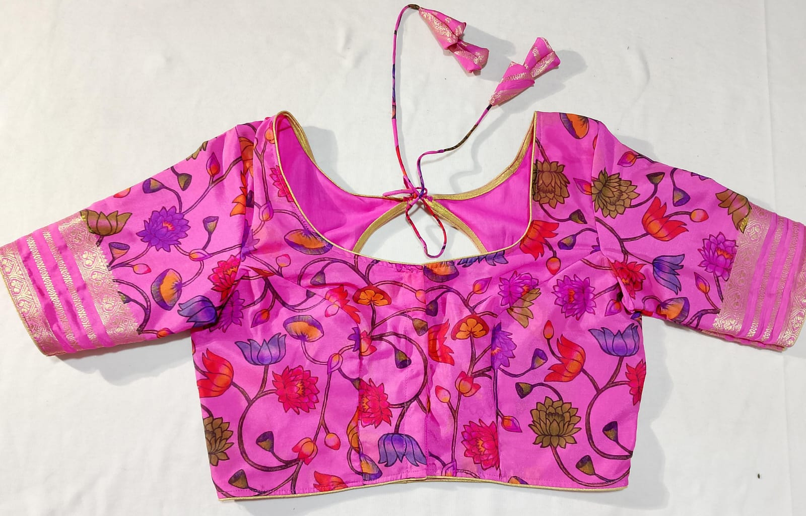 J559: Ready To Ship Beautiful Saree With Stitched Blouse