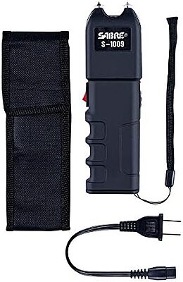 SABRE 2-in-1 Stun Gun with Flashlight and Anti-Grab Bar Technology, Painful 1.250 µC Charge, 120 Lumens