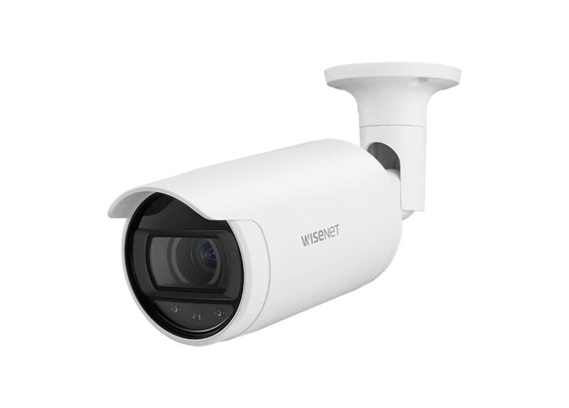 Hanwha Techwin 9ANO-L7082R 4 Megapixel Network Camera, 98.43’ Infrared Night Vision, Hallway View (90⁰/270⁰), LDC Support