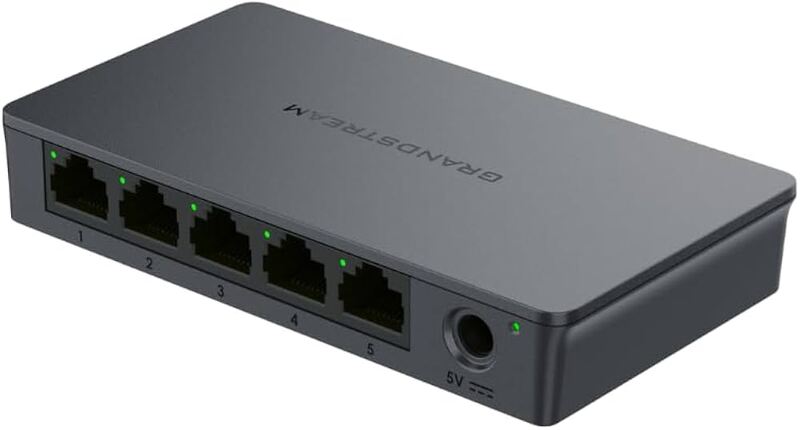 Grandstream Enterprise 5-Port Unmanaged 2.5GbE PoE Switch