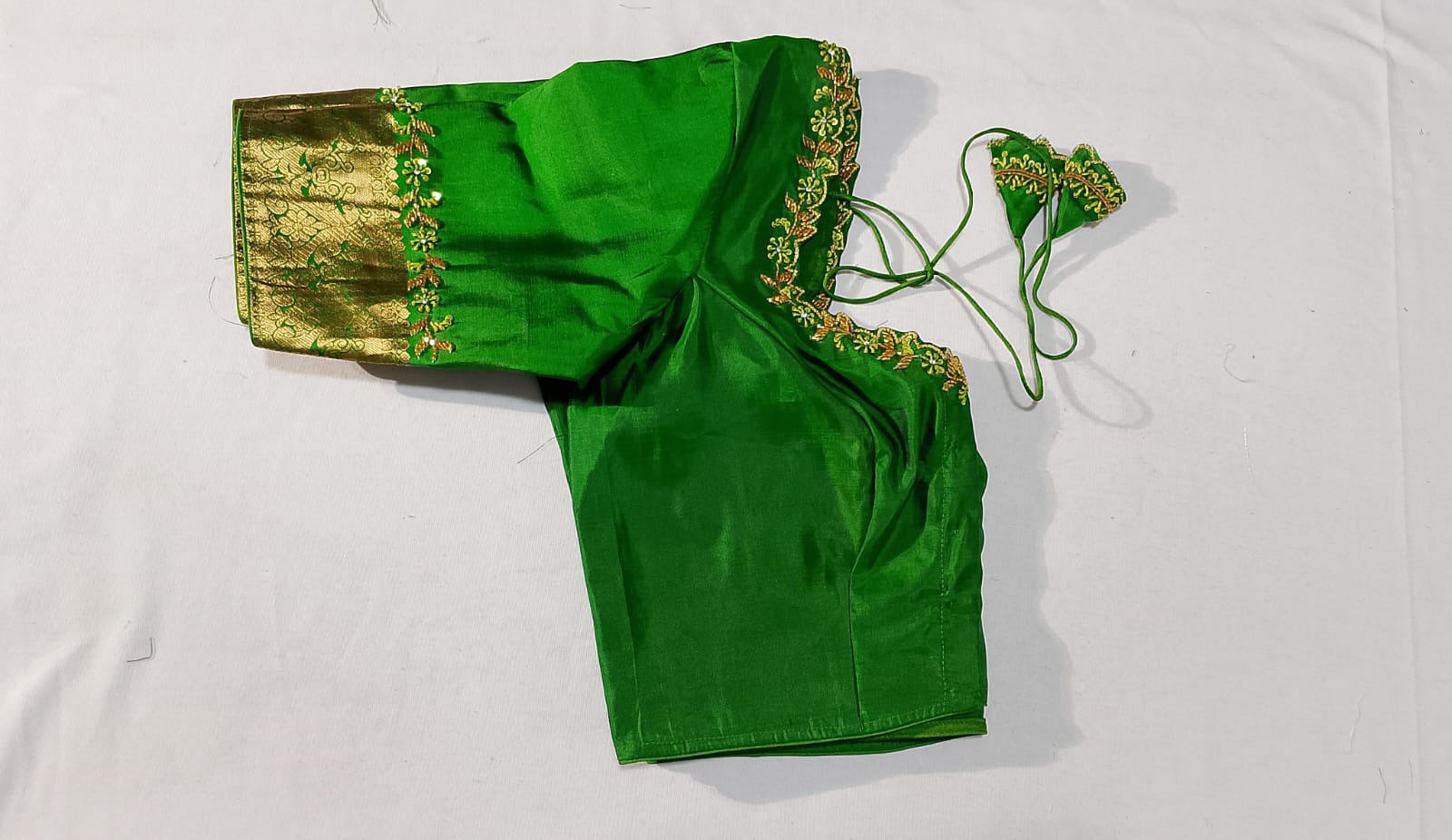 J555: Ready To Ship Beautiful Pure Kanchipattu Saree With Stitched Maggam Work Blouse