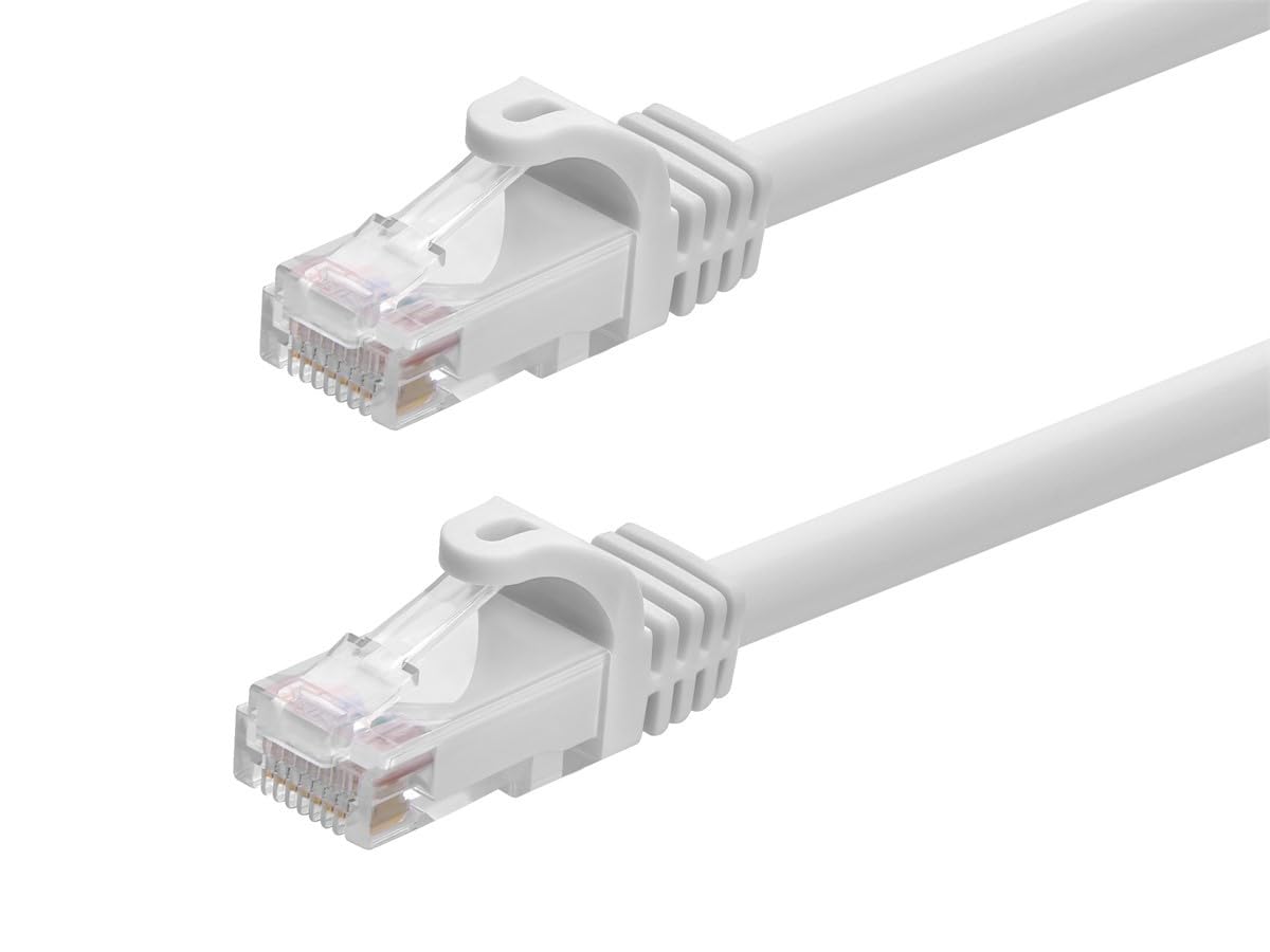 Monoprice Cat6 5ft White Patch Cable UTP 24AWG 550MHz Pure Bare Copper Snagless RJ45 Flexboot Series Ethernet Cable 1
