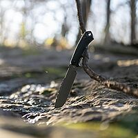 Schrade Delta Class Extreme Survival Fixed Blade 10.75in with 6in AUS-10 Steel Blade and Non-Slip Grip for Camping